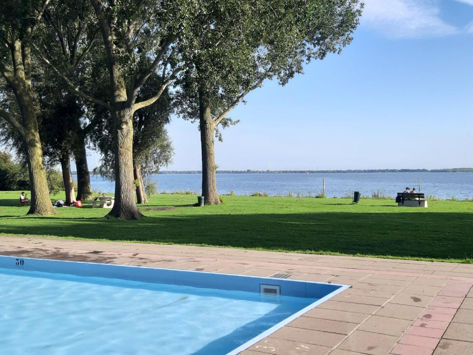 Holiday Home Polderzicht By Interhome Zuid-Beijerland Bagian luar foto